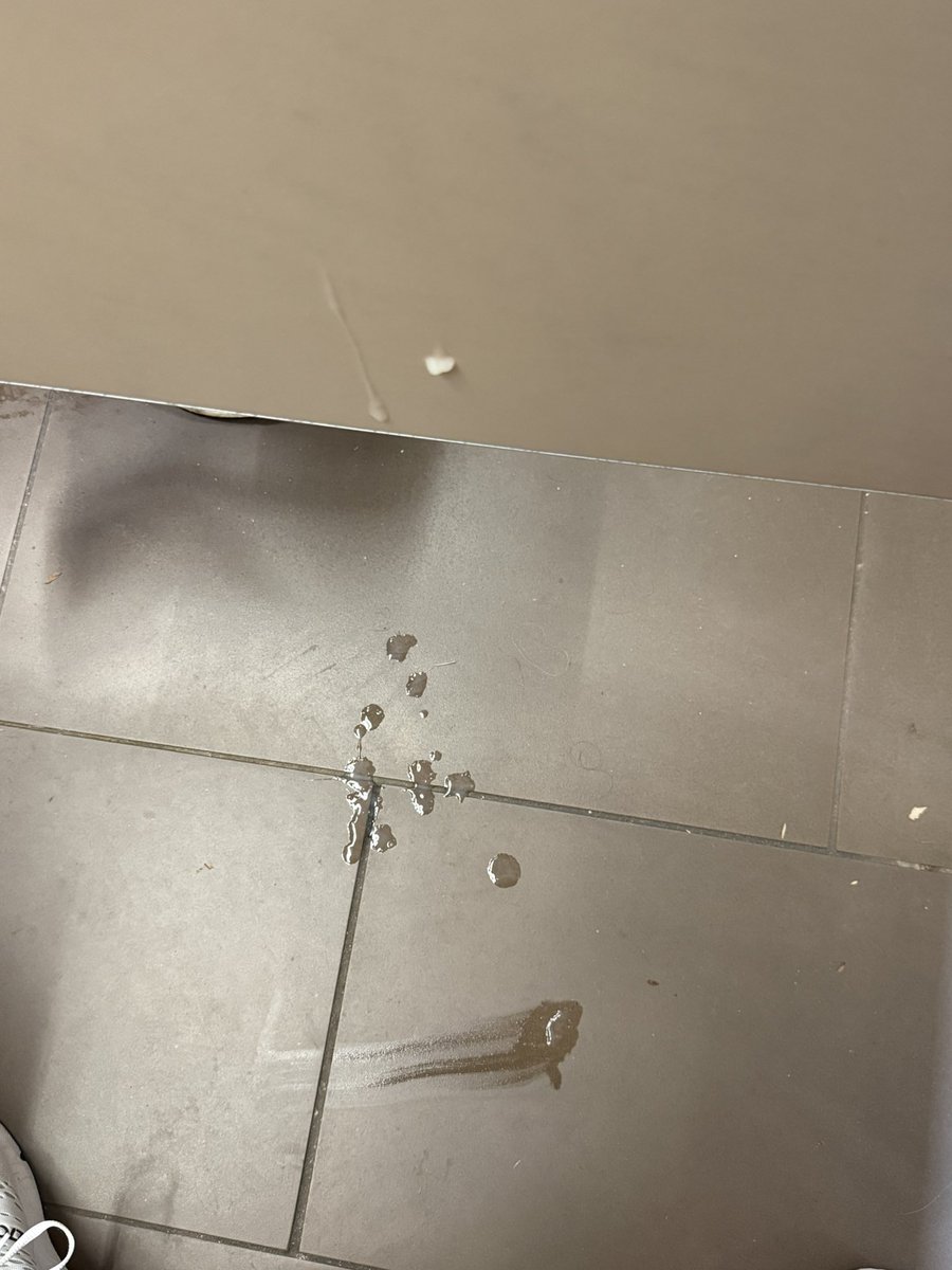 Cameronhs2009's tweet photo. What a quick fun trip at the rest area today. He was trying to record me while I was recording him.  Super busy rest area.  Busted my load so fast &amp; scooted out of there.  Understall. Over stall. Urinal Fun!! 
#Sniffies #Understall #Urinalfun #Mens #Gaycruising #Sneakers #Cumtag https://t.co/NPHhdJFpyV