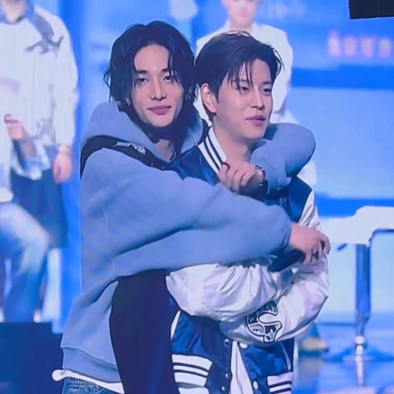 🔞 stroob 🍓🍉 art ia tweet media