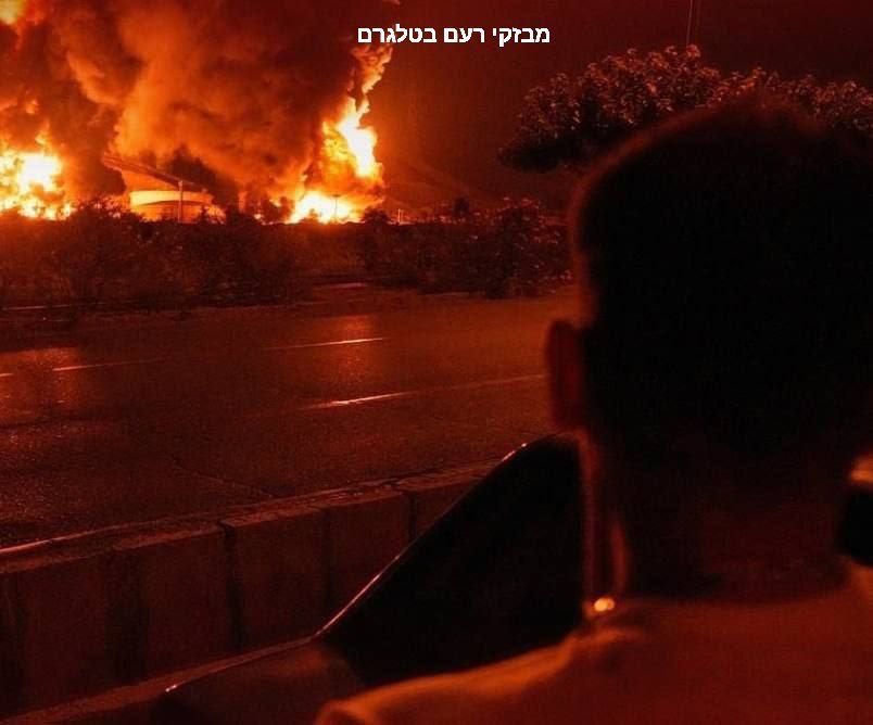🇮🇷
It’s on fire 

Power stations in Iran are being targeted.