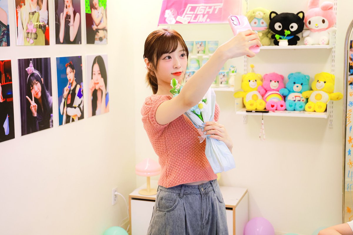 𝗶 𝗴𝗼𝘁 𝘆𝗼𝘂 tweet media