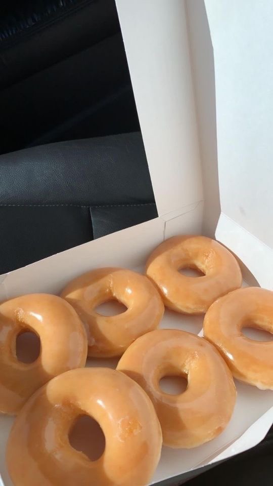 kat ₍^. .^₎⟆ tweet media