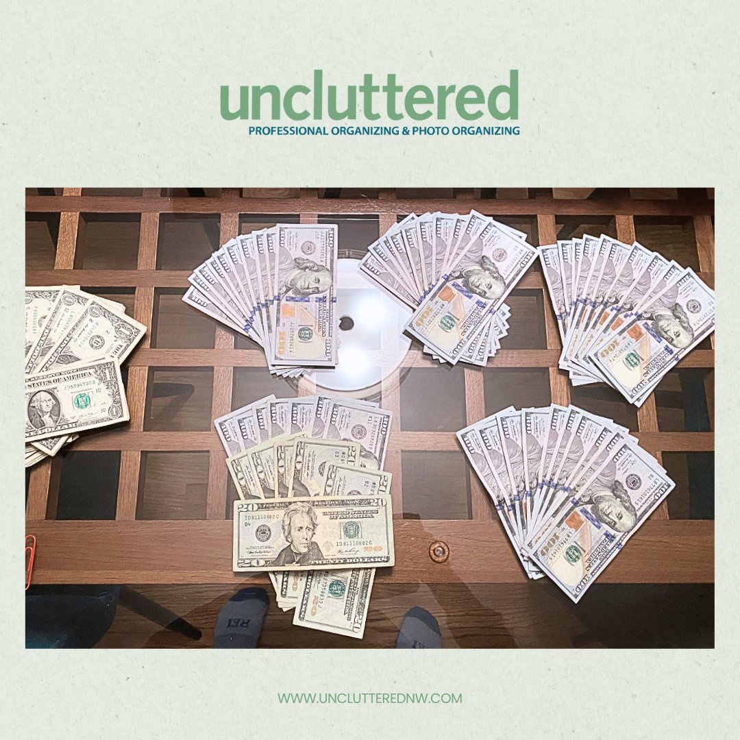 unclutterednw's tweet image. Jackpot!! There's nothing quite like discovering unexpected money, whether it's a forgotten $20 in last year's winter coat or a nice little cache like this that we uncovered during a recent estate clear-out!

#uncluttered #downsizing #professionalmovers #homeorganizer #bellevue