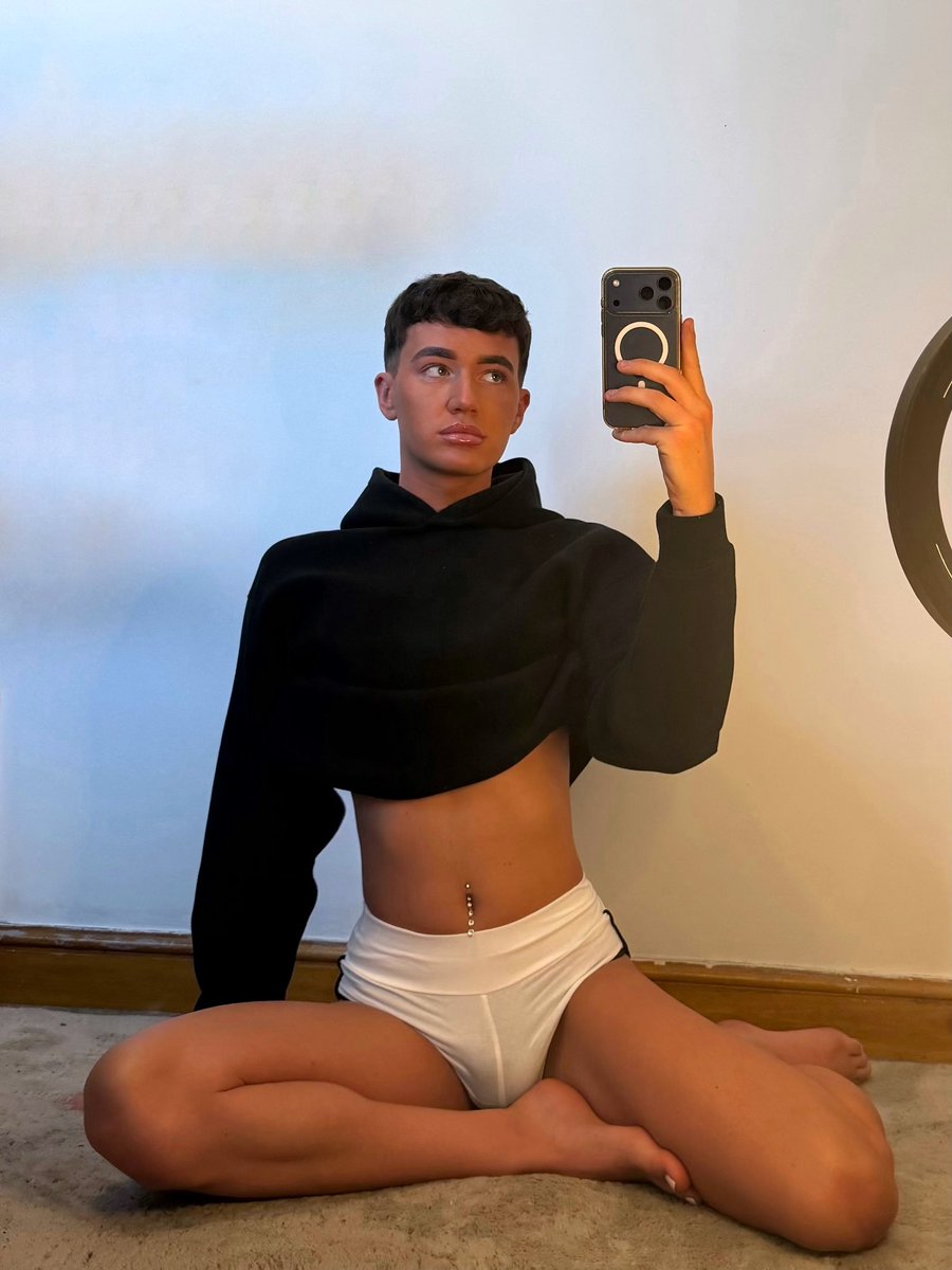 PRINCE PEACH tweet media