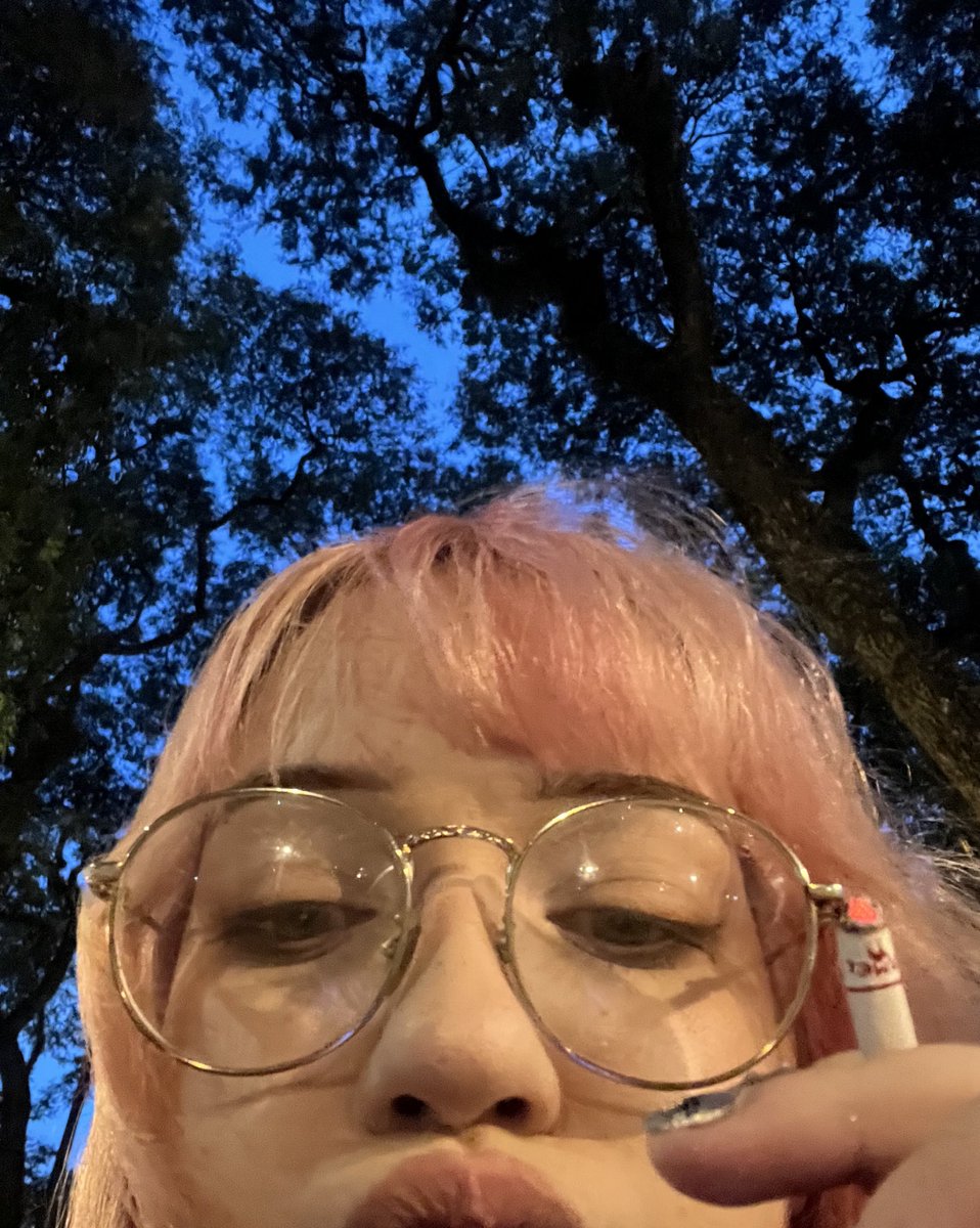 ໒꒰ ྀི ′̥̥̥ ᵔ ‵̥̥̥ ꒱ྀིა tweet media