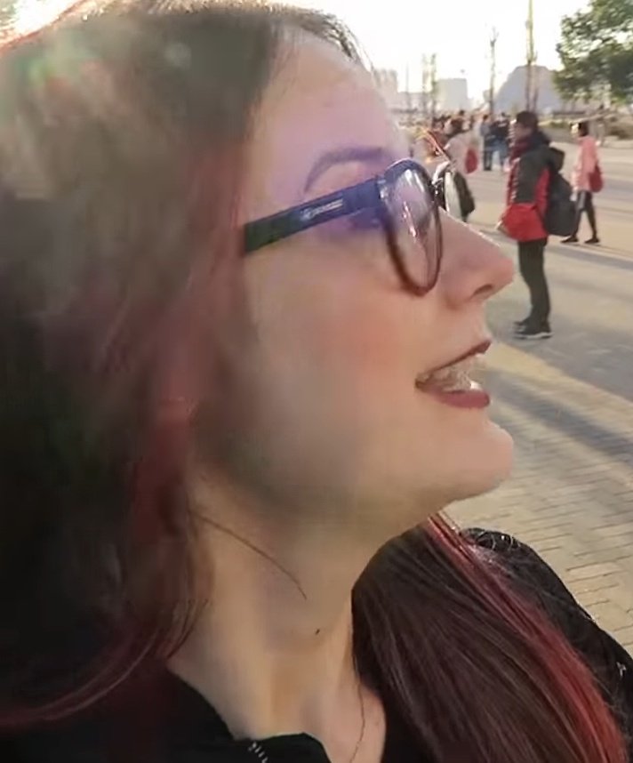Hizyuki_'s tweet photo. @MrSuzuyaJuzo @Serafim_zx A Gabi Xavier tem o msm queixo e é gata https://t.co/3jUSiRVWlx