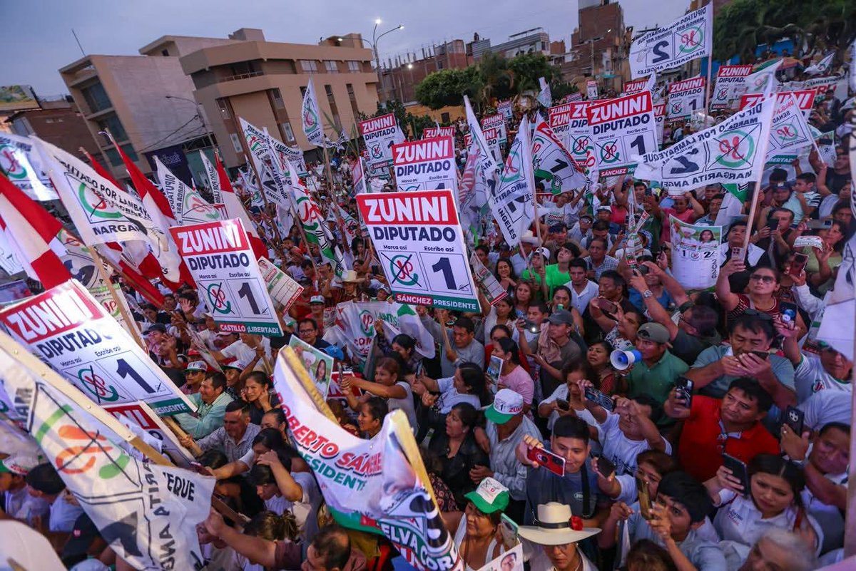 Arón ☀️✊🇵🇪🤝🇵🇸 tweet media