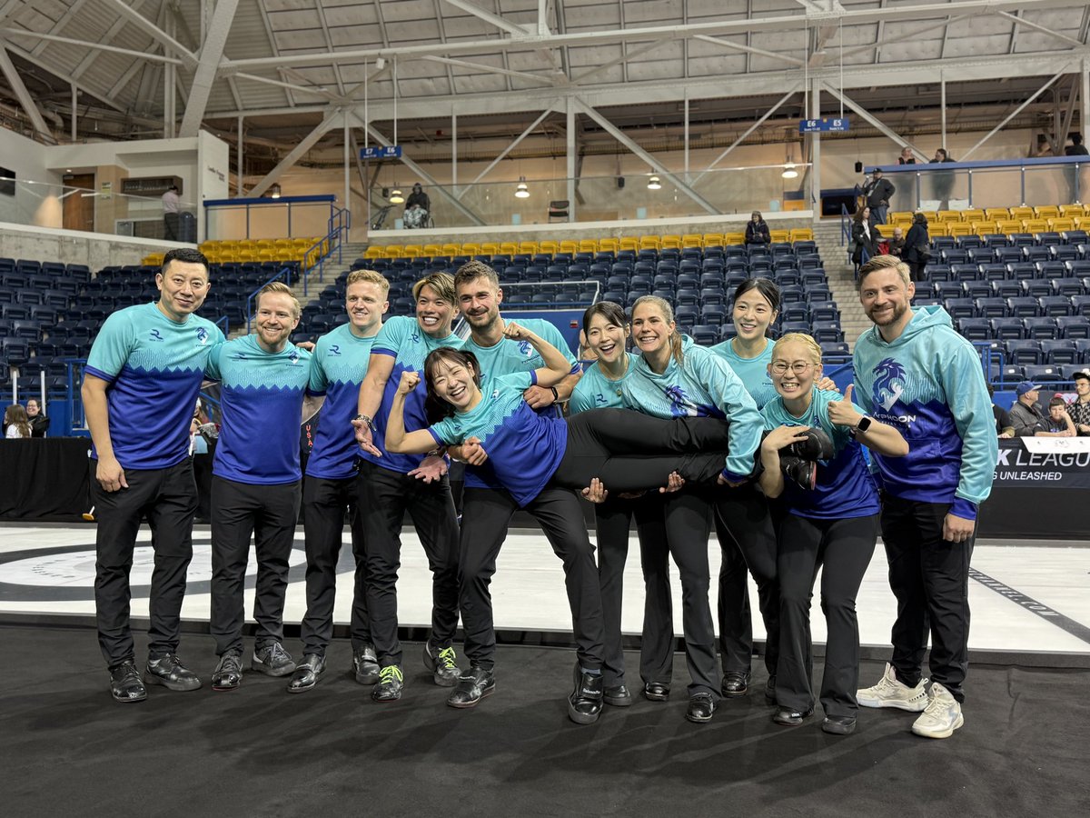 Typhoon for the WIN 

And this team is having the most fun at Rock League after an opening victory over Frontier.

Mixed doubles and men’s wins to secure a 2-1 win.