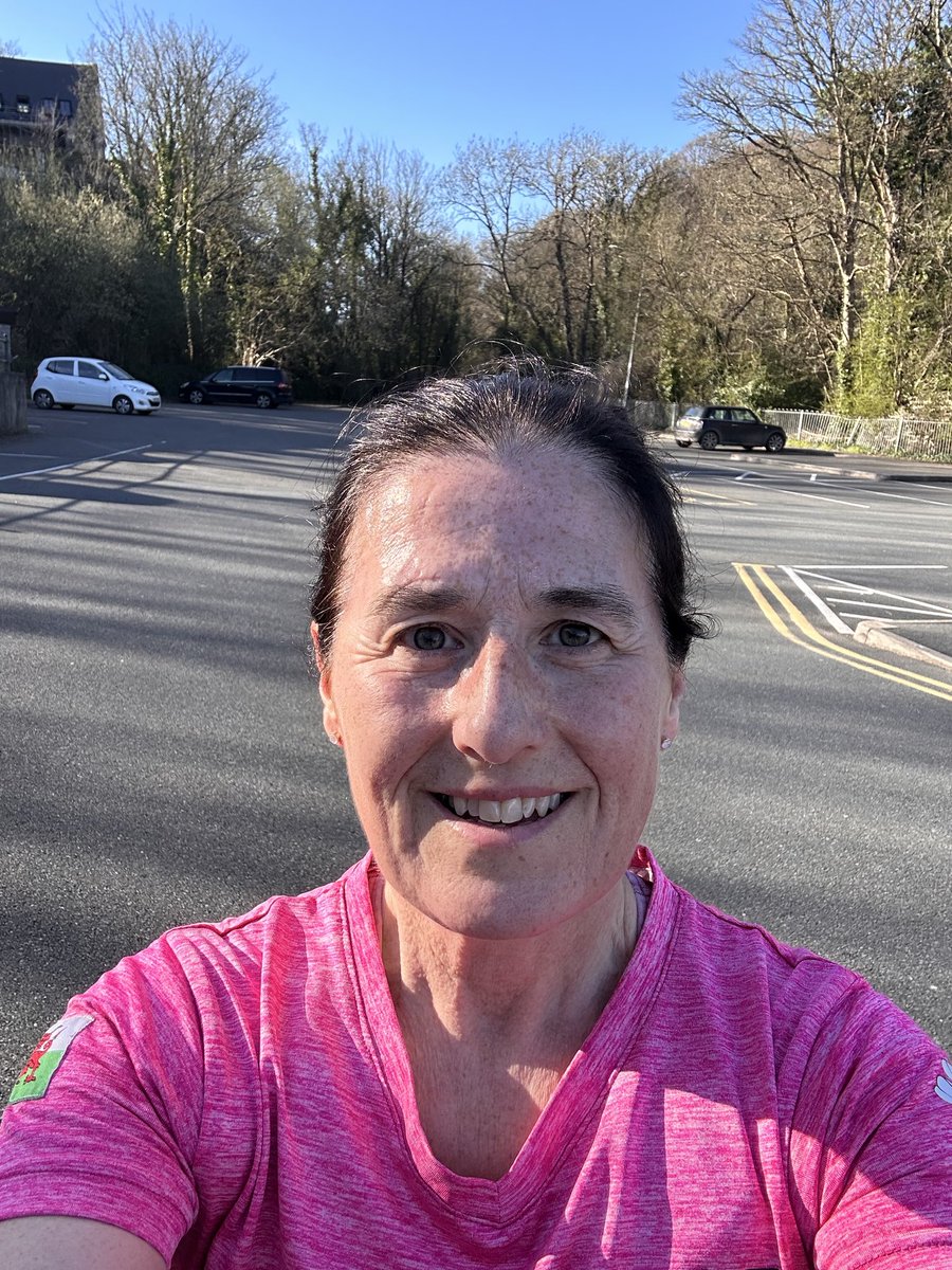 Meinirynysmon's tweet image. As it was such a lovely afternoon today I went for a run. A 5k Easter run done! 😃🐣🏃🏻‍♀️💪🏻 #Anglesey #Running #fitness