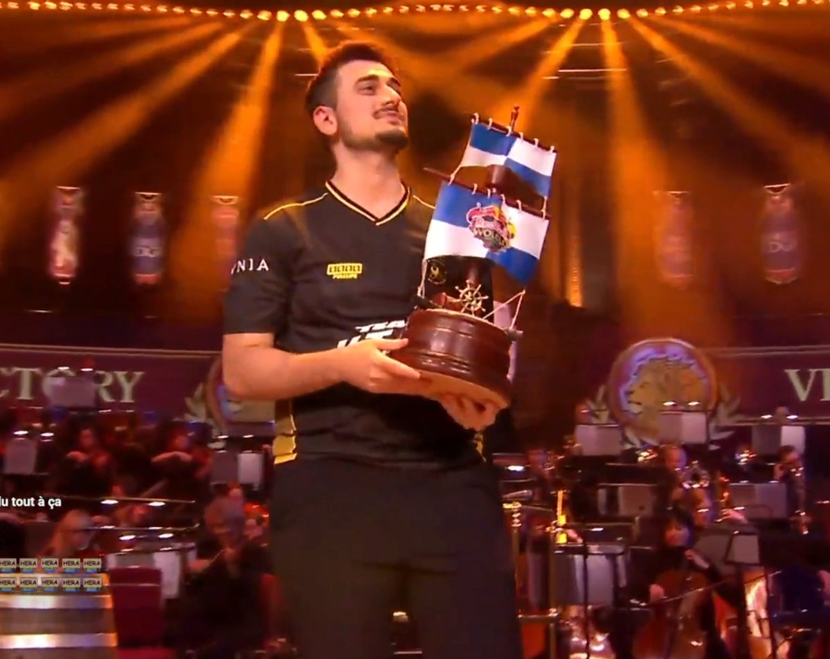 🇨🇵 Xeammi 🐝⭐⭐⭐ tweet media