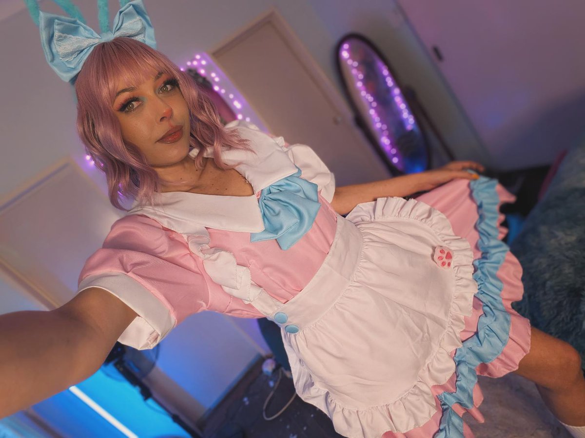 twitchimb's tweet photo. ✨🌸🐇

Which is your favourite from the Easter costume streams? 
'Easter Bunny Cutie'
'Cursed Carrot'
'Mafia Bunny'

Hoping you all had a nice Easter time with friends &amp; family. 💕 https://t.co/5hkwBlT5ZS