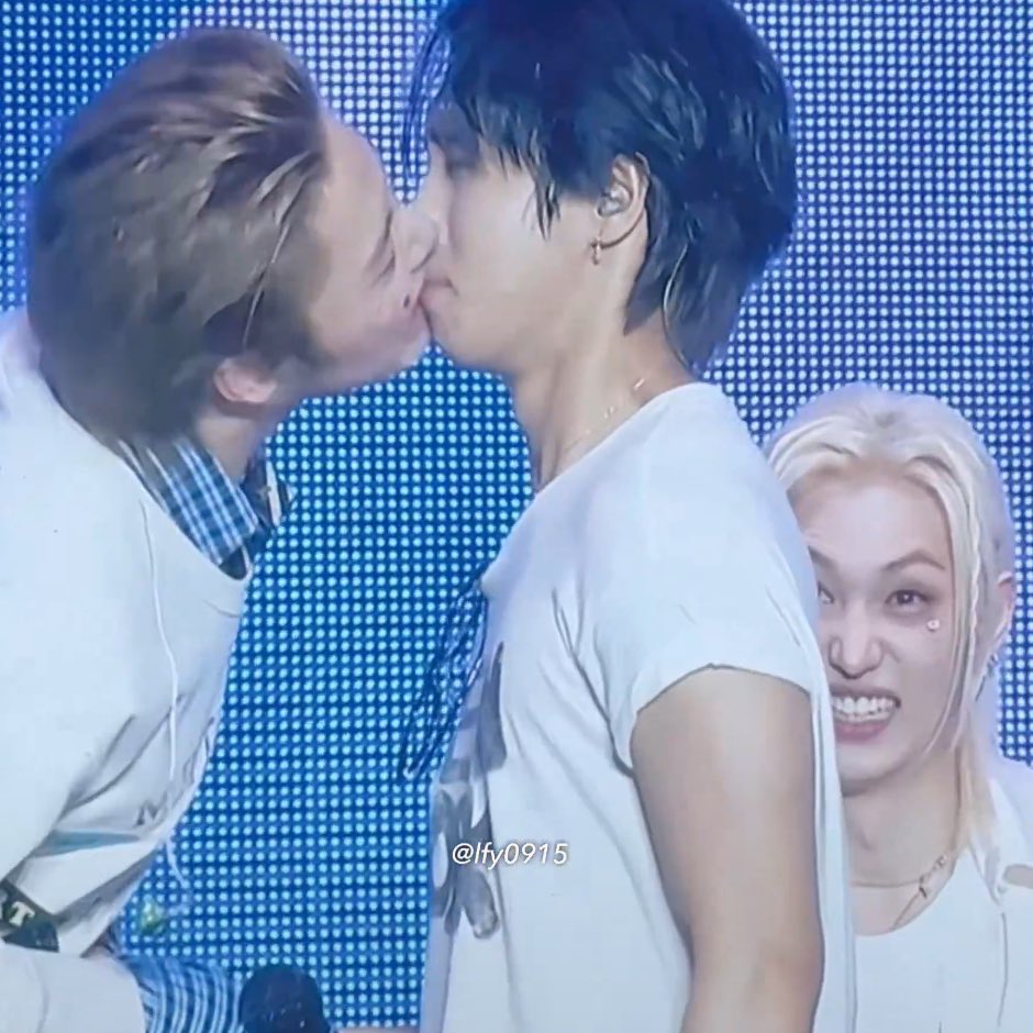 lily ₍^. .^₎⟆ tweet media