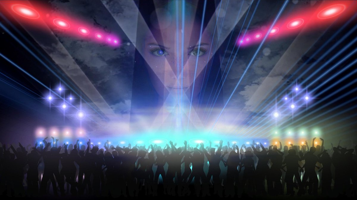 Courtney Park tweet media