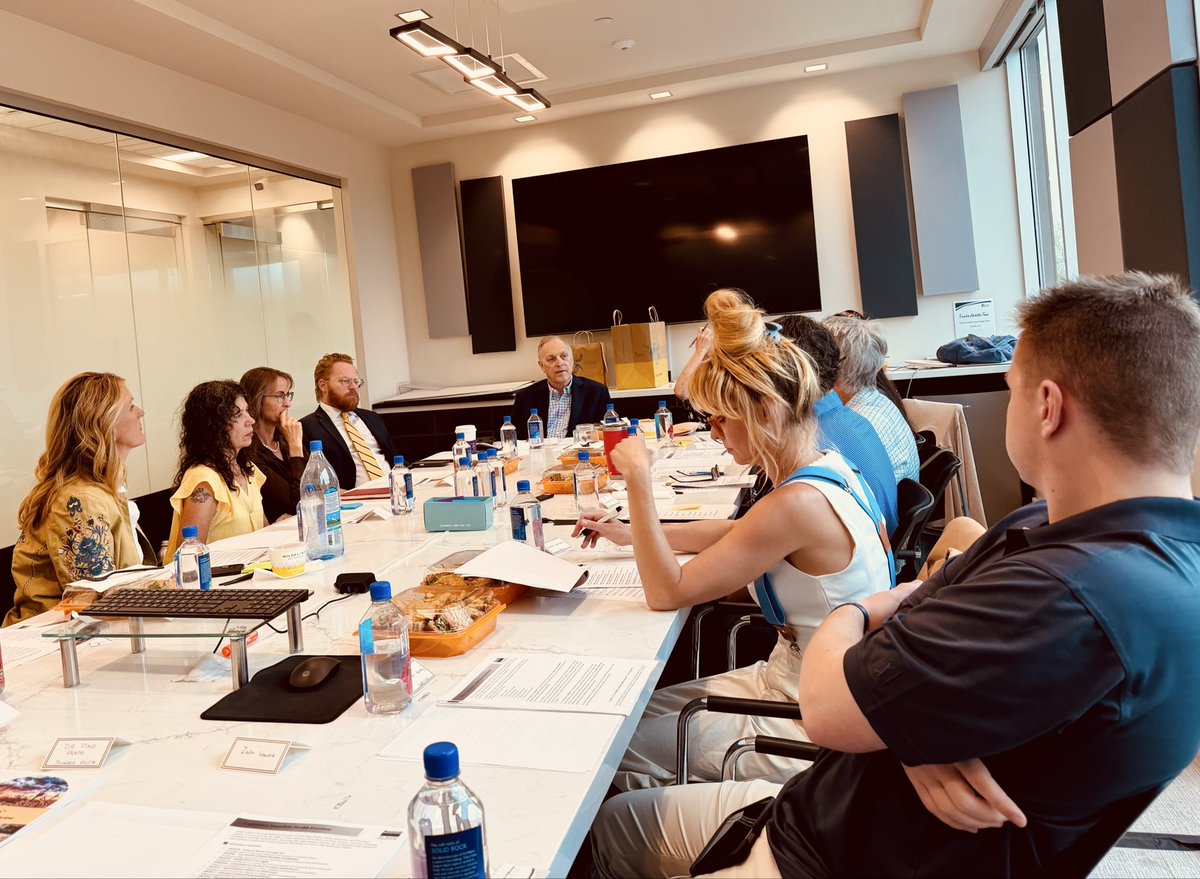 Andy Biggs tweet media