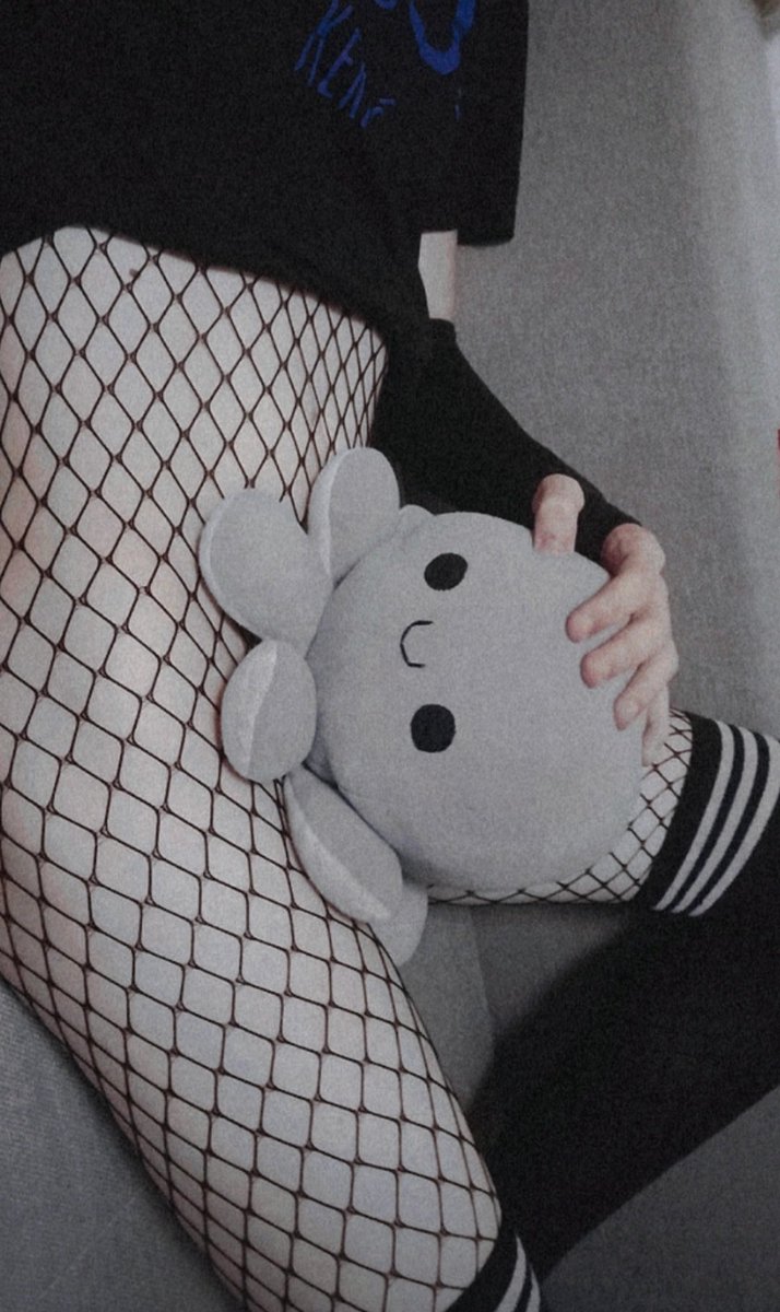 Femboy Gamer tweet media