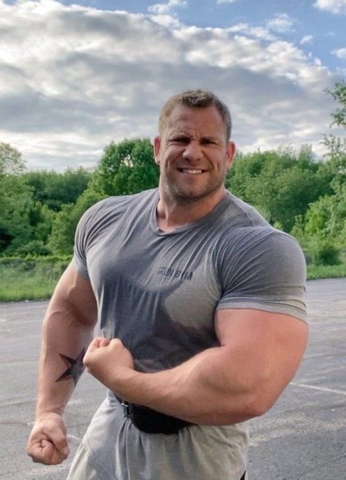 thickbelt1 tweet media