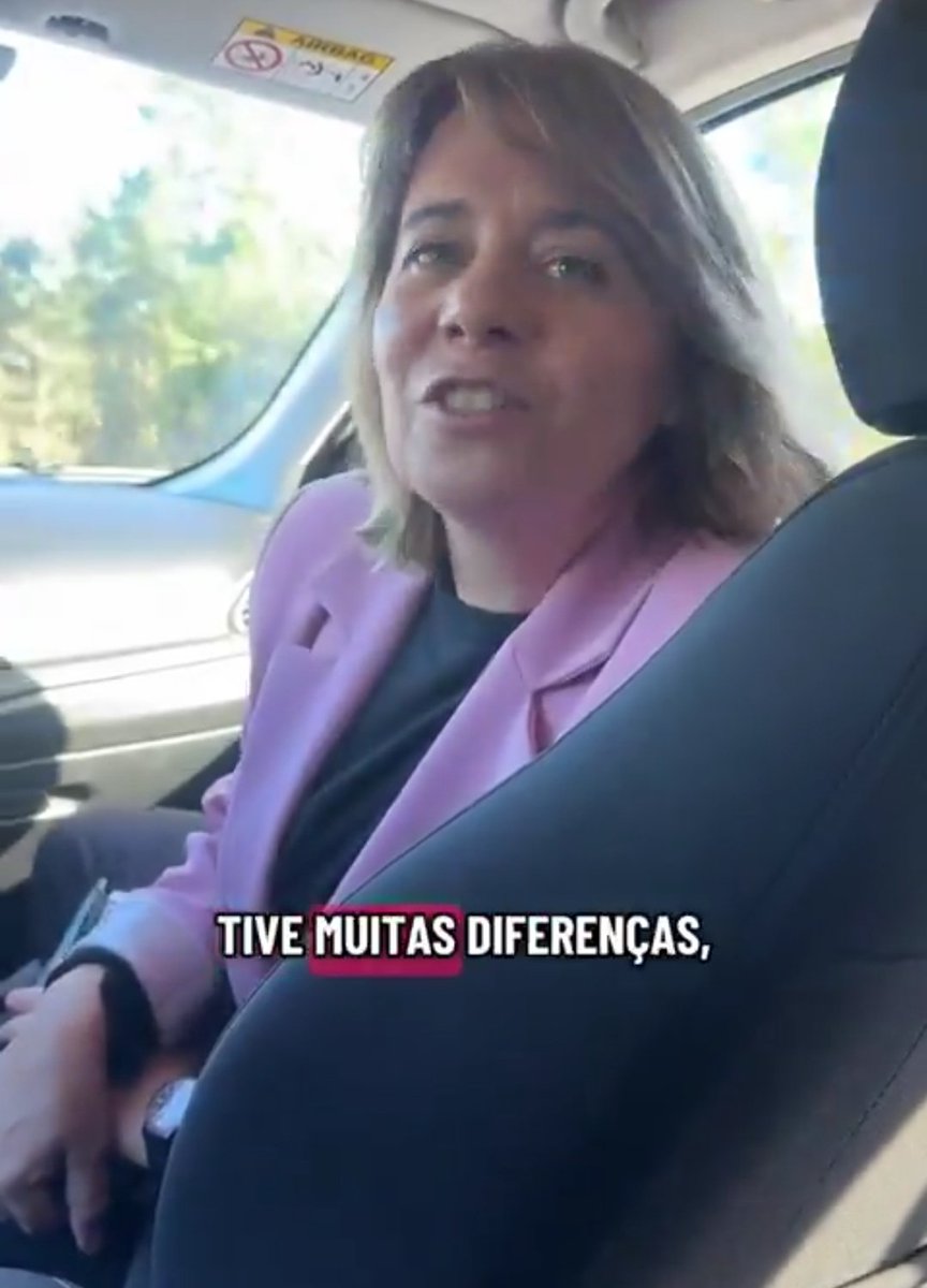 Fechou os comentários... que rico deputado hipócrita e esquizofrénico.