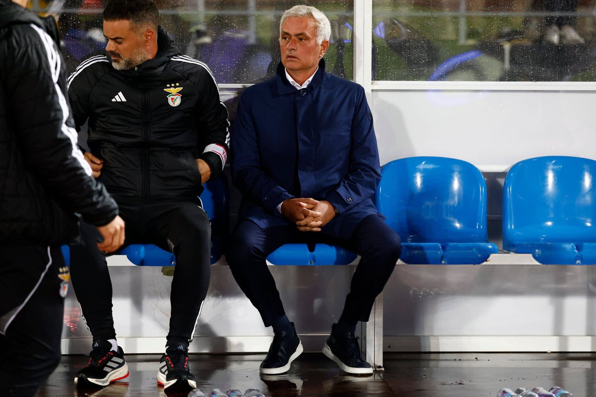 Invencíveis, naturalmente.