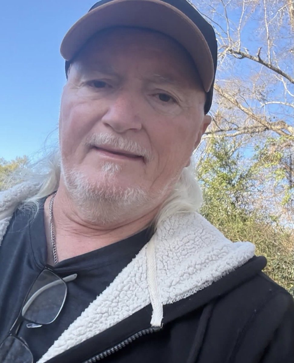 Roman_celentano tweet media