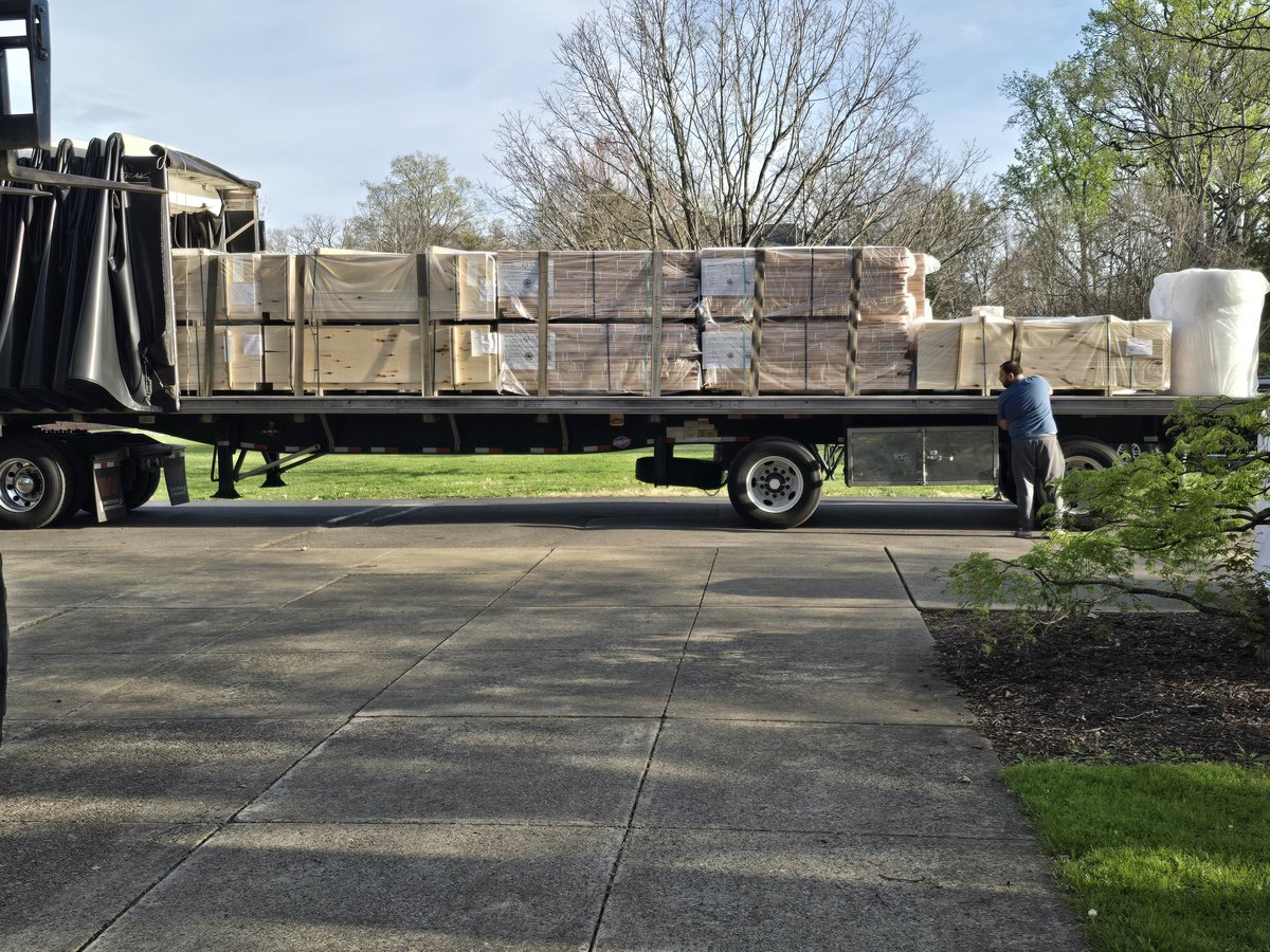 TusculumSports's tweet photo. Weekend Delivery👀👀

To donate on-line, visit: https://t.co/n4Oa8Xqmim and select "David Bow Gymnasium / Ralph Horne Court Project" from the dropdown menu.

#WeArePioneers
#PioneerUP https://t.co/yUa6wVl8Zm