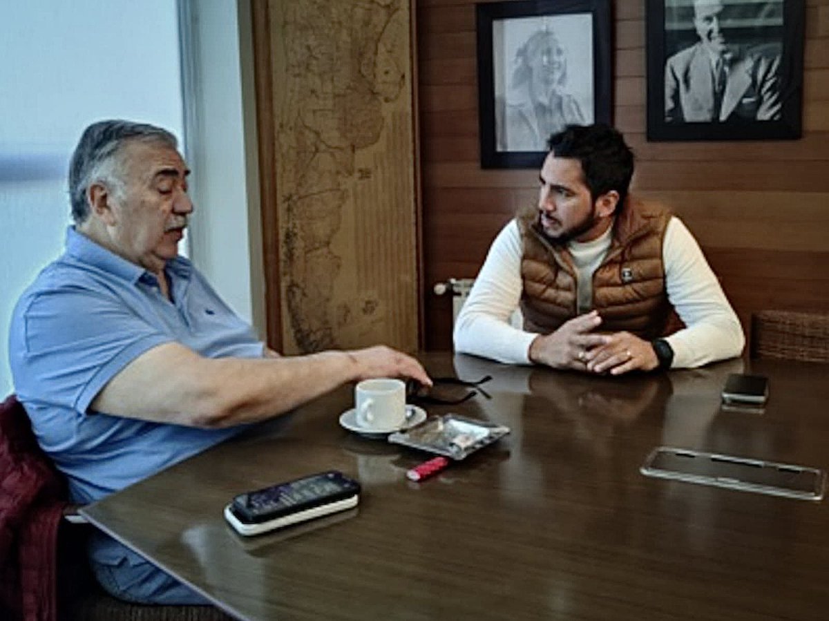 Mantuvimos encuentro con Héctor González con el eje puesto en la unidad del peronismo y el desarrollo productivo de Chubut

Coincidimos en la importancia de avanzar en acciones y esfuerzos que apunten a fortalecer un proceso de cohesión interna dentro del peronismo.

El objetivo