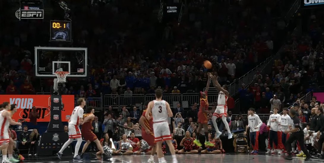 Nothing to see here.. tweet media