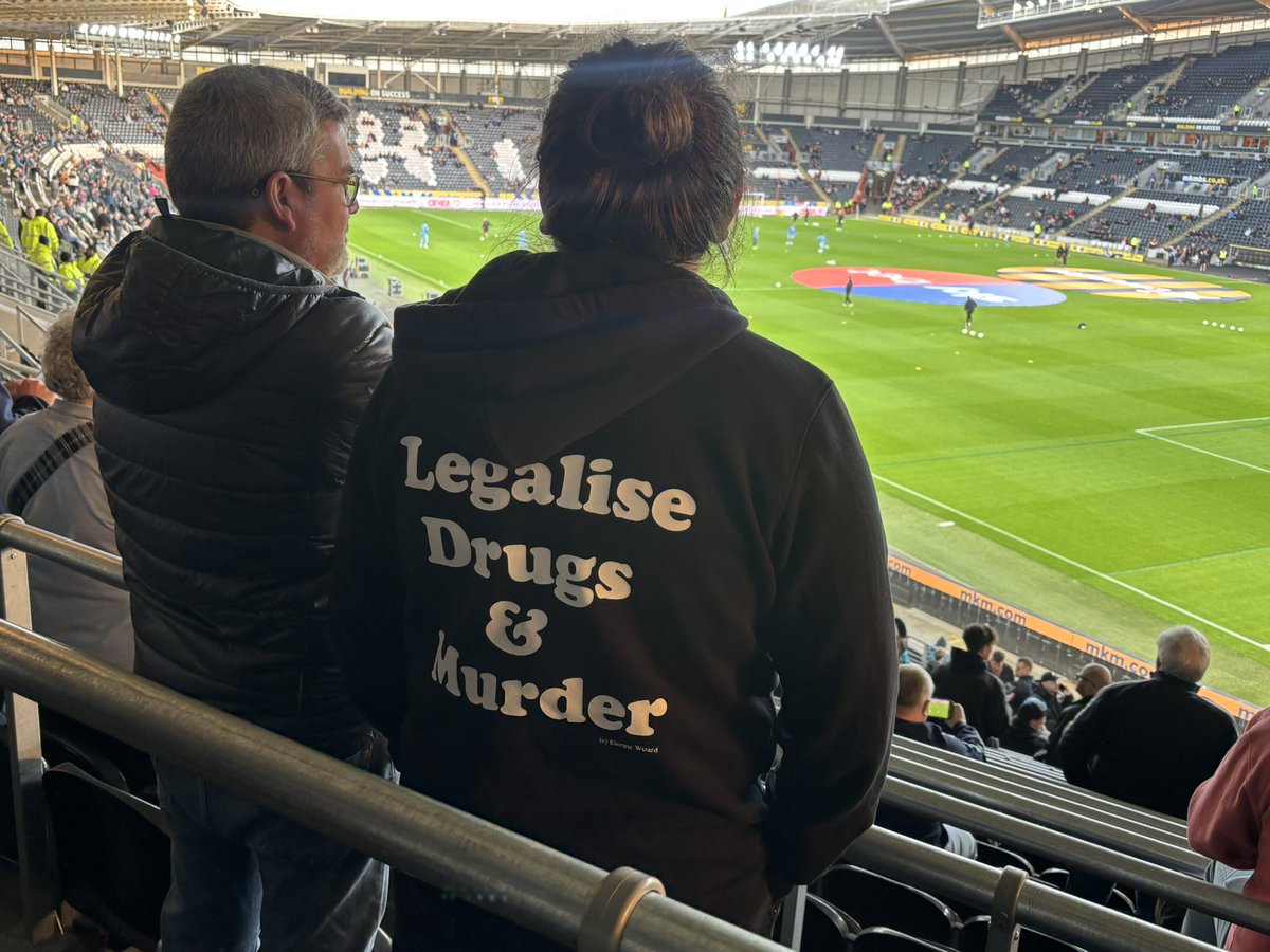 🅹🅾 🅲🅷🅰🅼🅱🅴🆁🅻🅰🅸🅽 🏴󠁧󠁢󠁥󠁮󠁧󠁿👕🇬🇧 tweet media