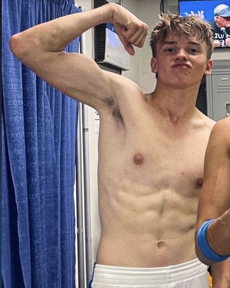 Straight Archives tweet media