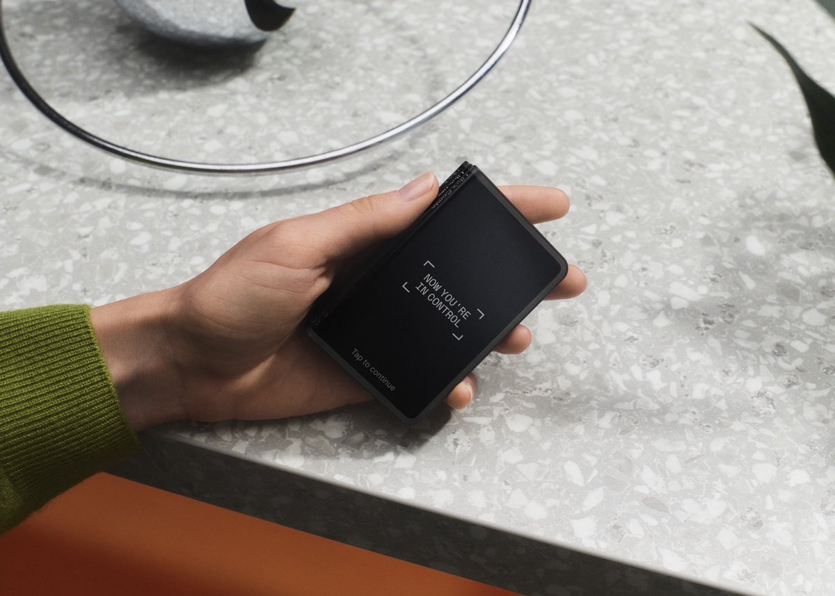 Crypto Hardware Wallets tweet media