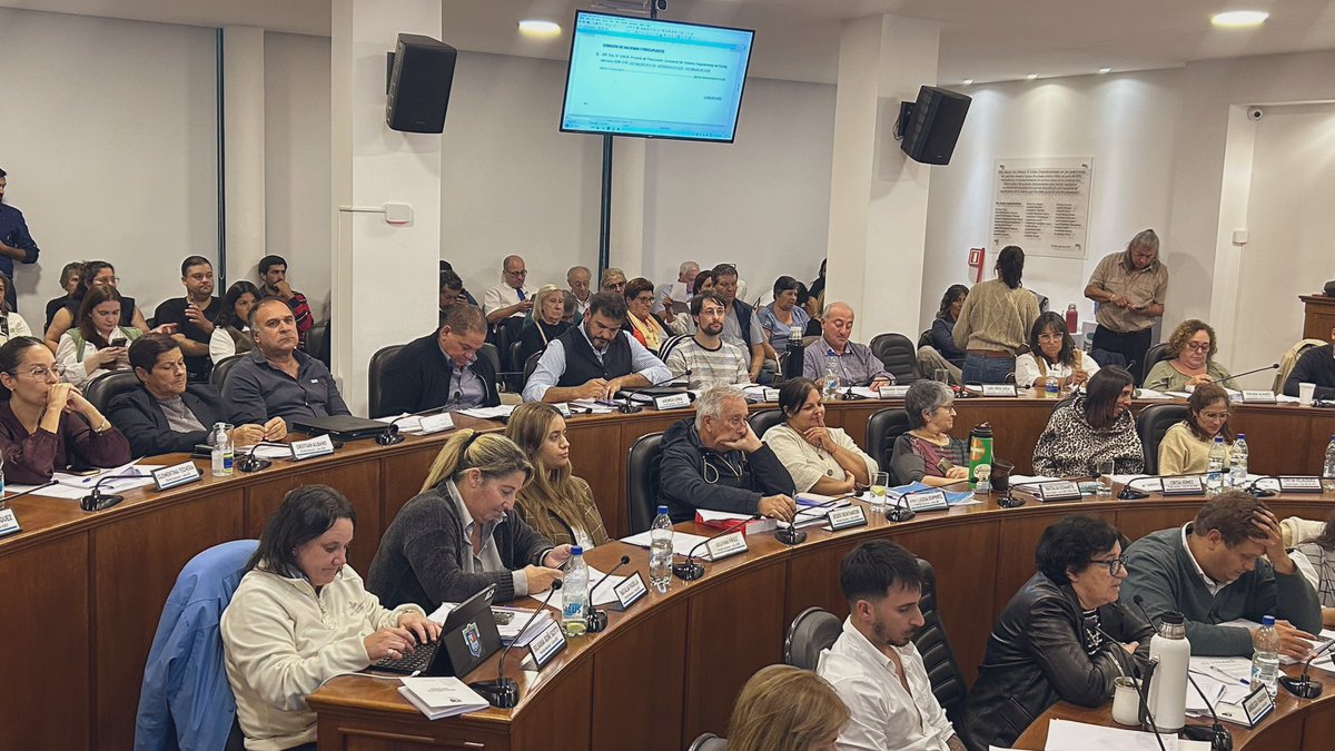 PODEMOS FLORIDA tweet media