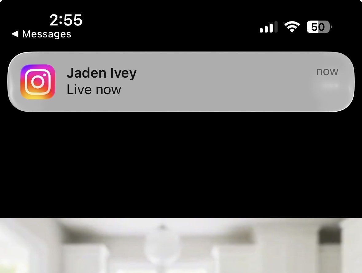 𝔻𝕖𝔹𝕒𝕝𝕝 tweet media