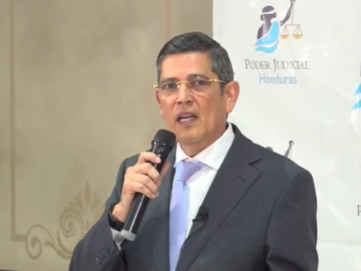 NOTIFIDES | 8 PM POR SUYAPA TV/LA VOZ DE SUYAPA tweet media