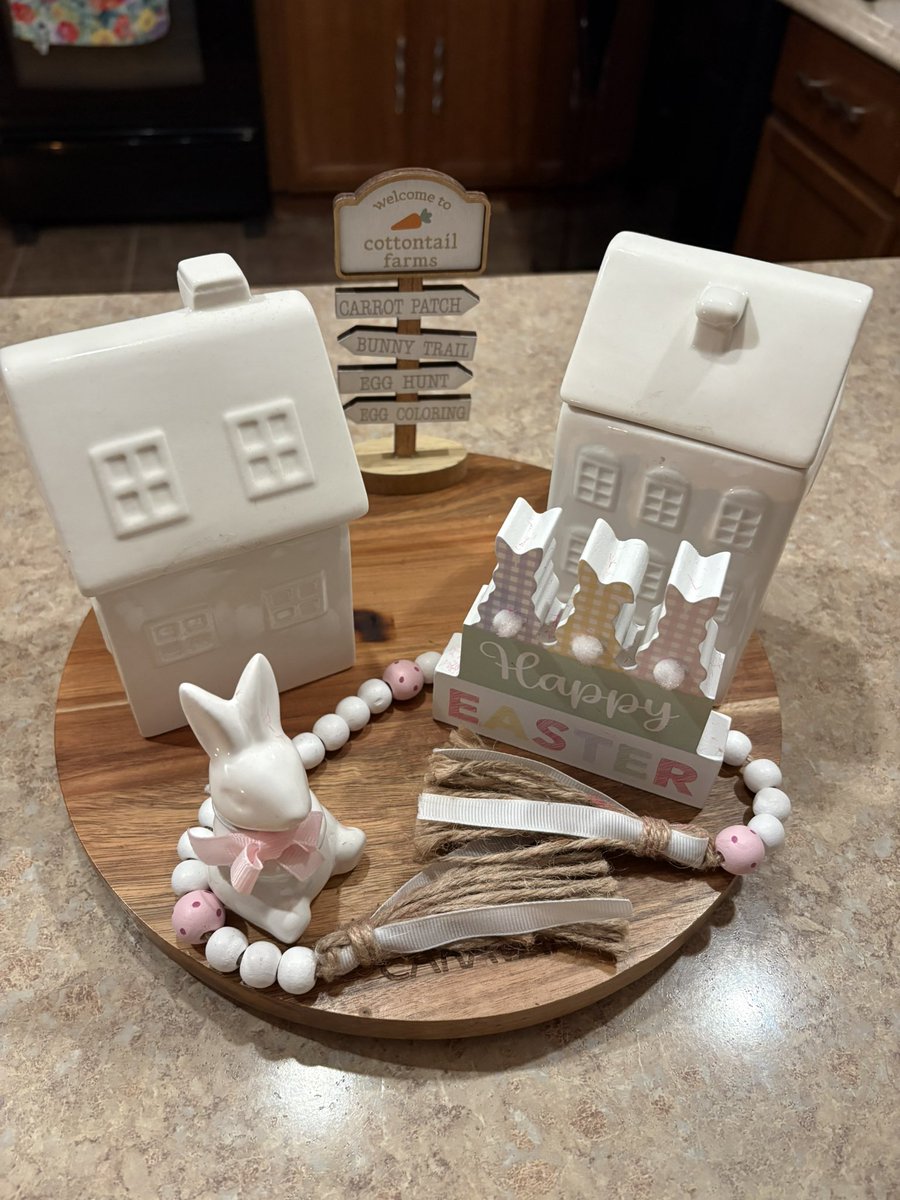 lissete_junco's tweet image. Easter 🐣 #easter #easterdecorations