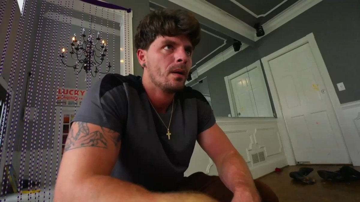 ManletPride tweet media