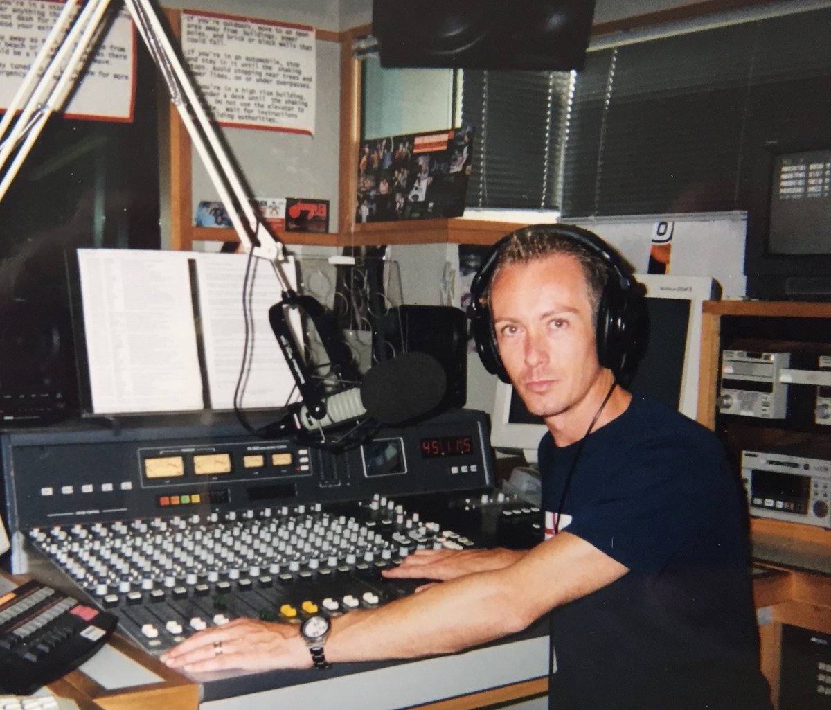 𝗧𝗛𝗘 𝗚𝗨𝗬 𝗣𝗘𝗥𝗥𝗬𝗠𝗔𝗡 𝗦𝗛𝗢𝗪 tweet media