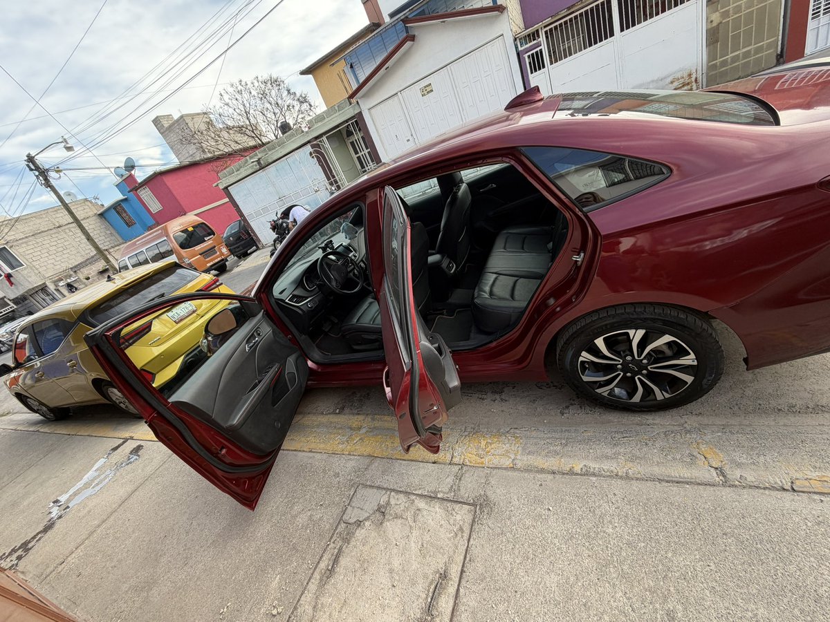 nerkams's tweet photo. ✨$$$$$$$$$$$$✨

✨Cavalier RS 2022✨

Transmisión automática
Documentación y pago en regla
75 mil km
Interiores piel
$200,000 (negociable) https://t.co/3mOWbChM7F