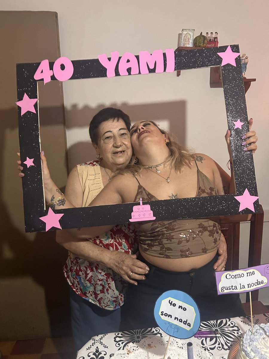 yami_martinez's tweet photo. No fue un cumple fácil, pero desde arriba mi papá me sigue enseñando mucho! Sobre todo quienes son las personas que realmente me quieren e hicieron que sea un cumple más liviano y con muchas sorpresas Gracias Gracias ☺️ https://t.co/8I3nGEPkhe