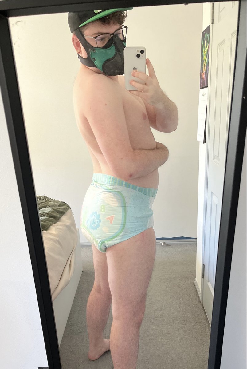 Bumblepee 🐝 tweet media