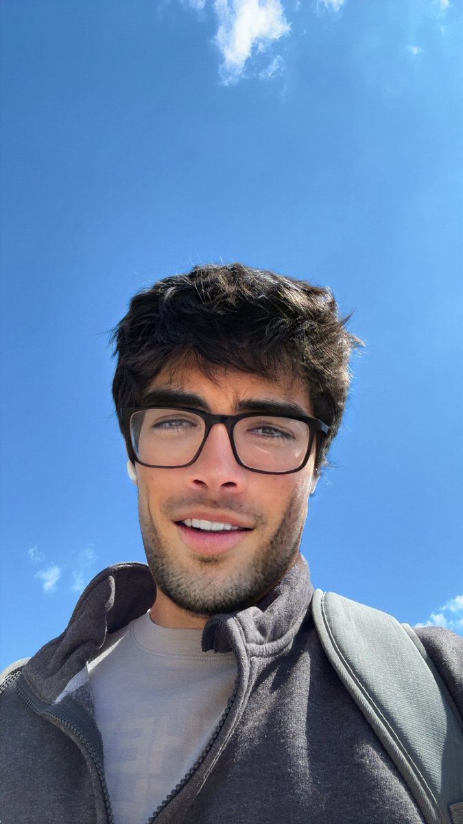 E D. Awg tweet media