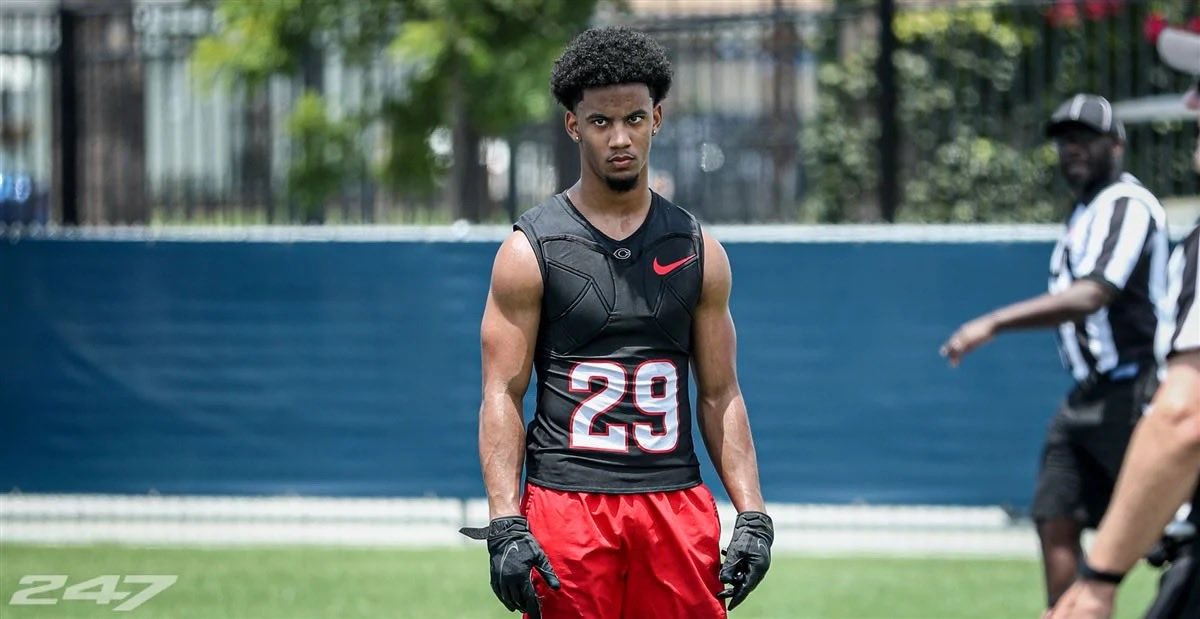 Coach_SD's tweet image. Gratitude 🙏

Today I want to show my appreciation for  Jaden Mickey! He is a savvy playmaker that makes everyone around him better! He is all about the team! 🔵🤝

#BuiltDifferent #Gratitude