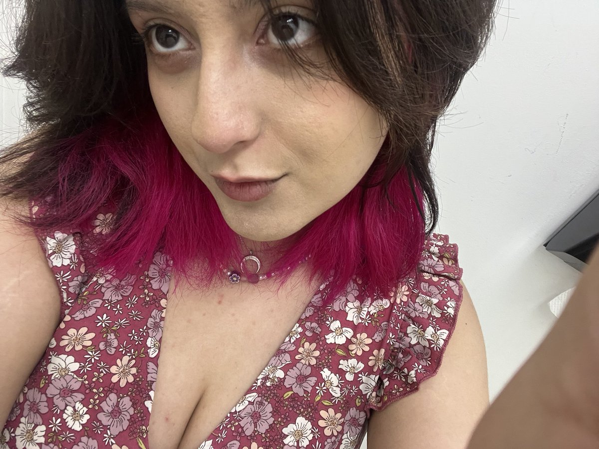 valeria 🍋 tweet media