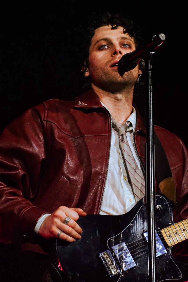 shaked⭑ tweet media