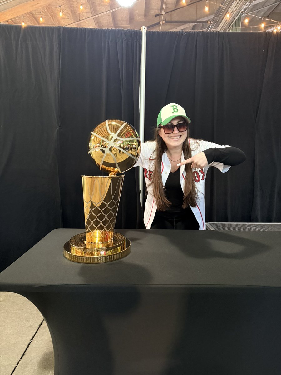 Bri Marie D tweet media