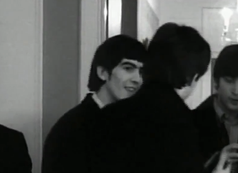 LesbianPaul tweet media