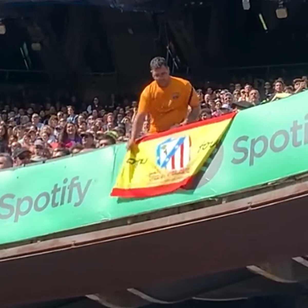 Taberna Blanca tweet media