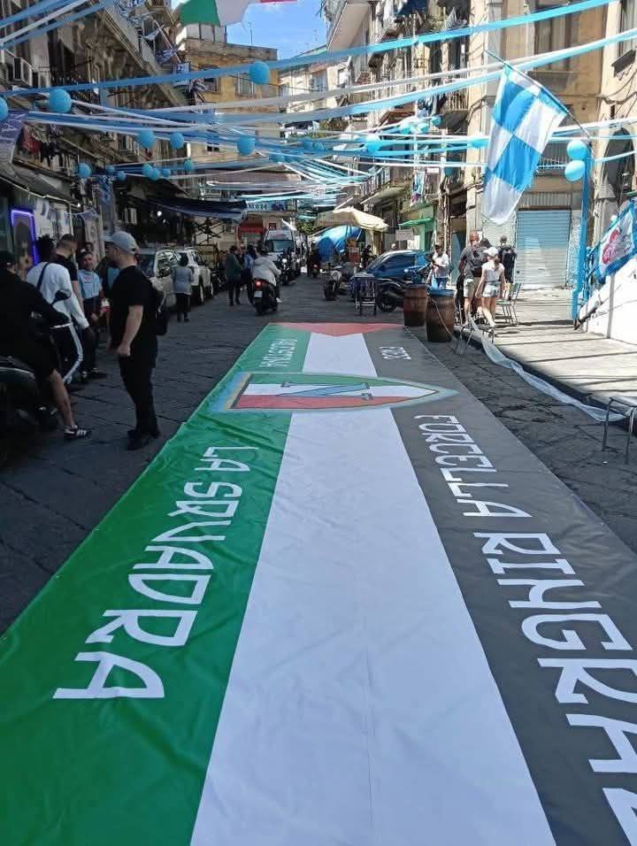 Antifa_Ultras tweet media