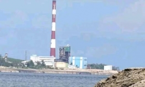 ❌🏭❗️ La Central Termoeléctrica Antonio Guiteras salió de servicio a las tres de la madrugada de hoy por una ponchadura en caldera, hecho que profundizó el déficit de capacidad de generación y mantiene afectado el servicio eléctrico nacional.
🔗acortar.link/RWGv1O