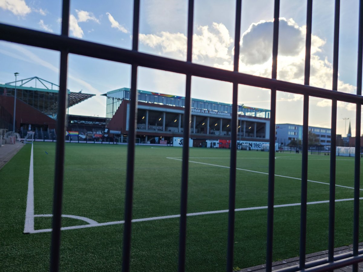 ヴェルダーブレーメンFC Japan公式になりました！ tweet media