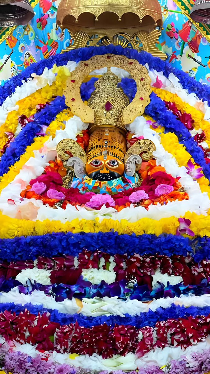 "जिसे खाटू वाले श्याम का सहारा मिल गया,
समझो उसे मंज़िल से ज़्यादा प्यारा मिल गया।"