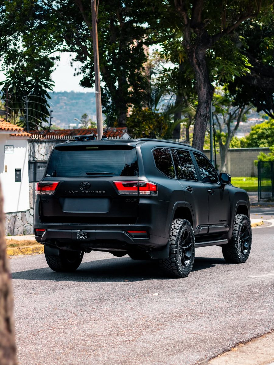 We love cars ❤️ tweet media