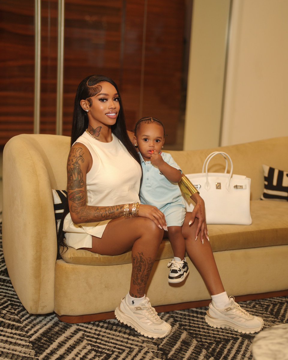 ONEE🤍 tweet media